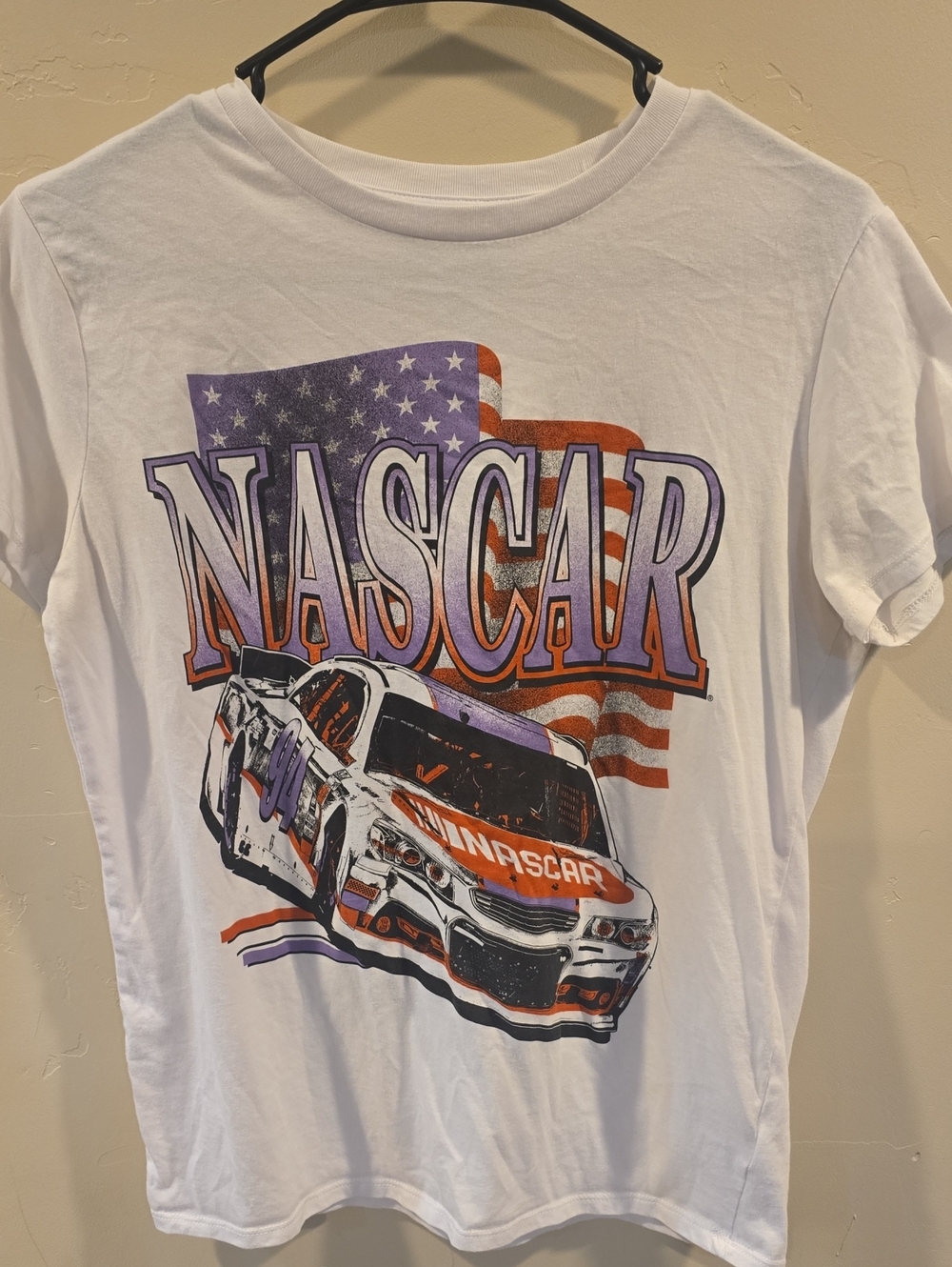Nascar White T‑Shirt with Red and Purple Racing Graphic